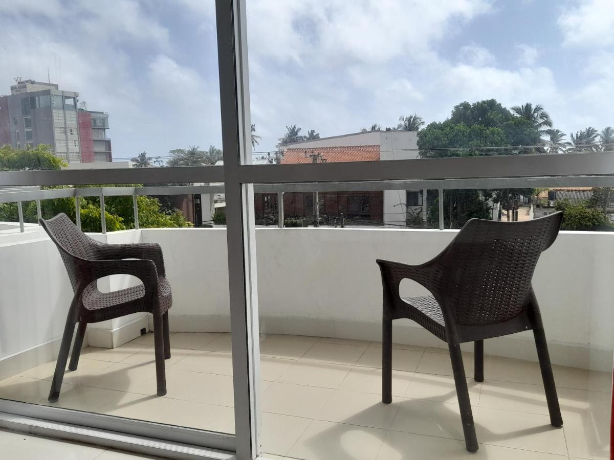 Hotel Marine At Negombo Beach เนกอมโบ ภายนอก รูปภาพ